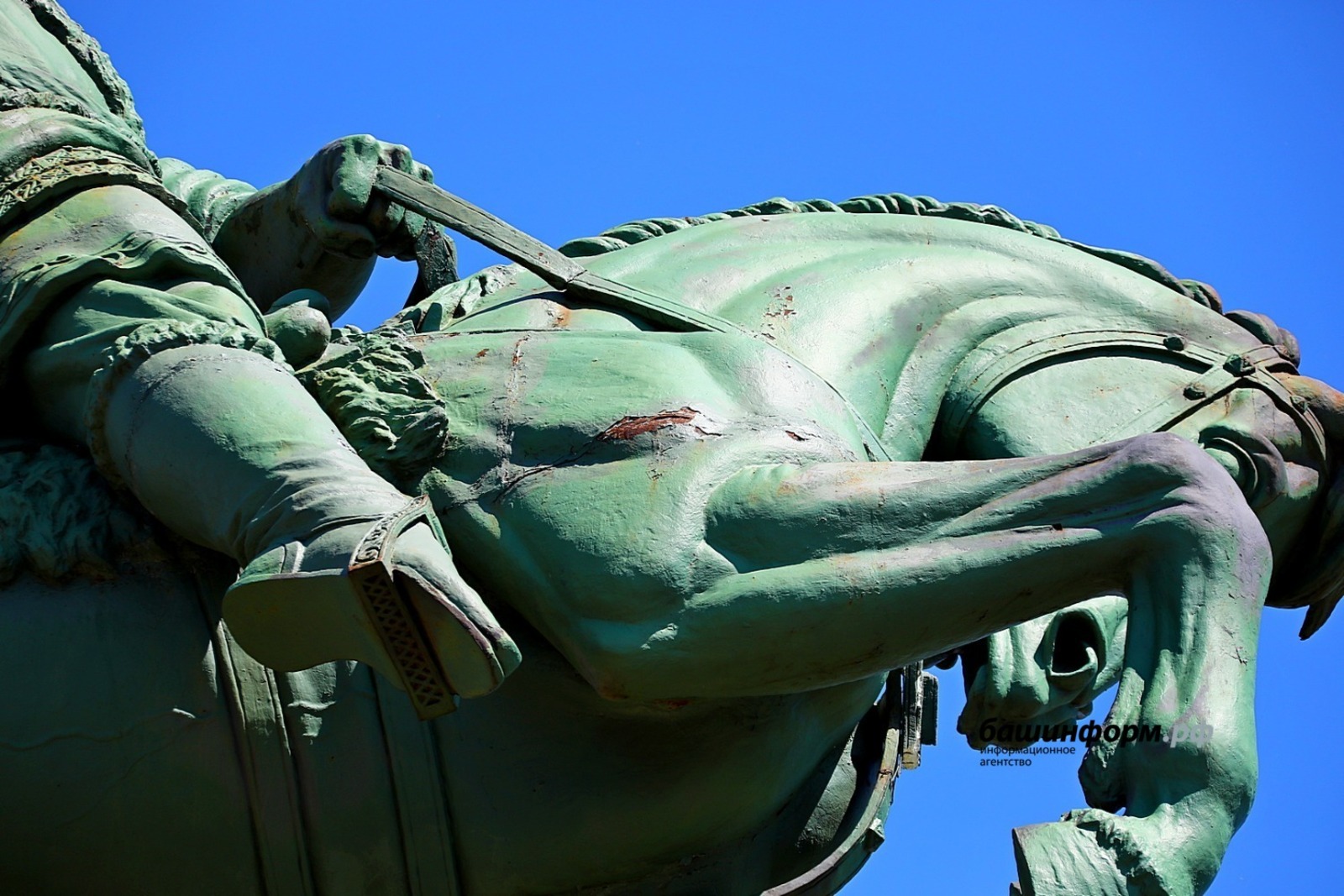 Эксперт пояснил, почему без реставрации памятник Салавату Юлаеву могли потерять