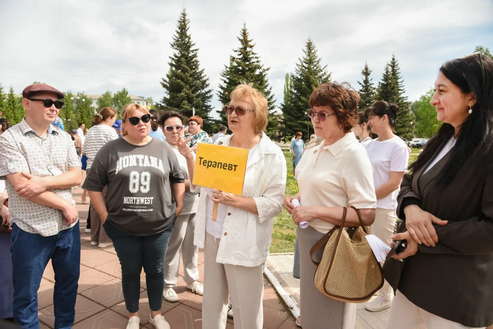В Туймазах доктора «пошли в народ»
