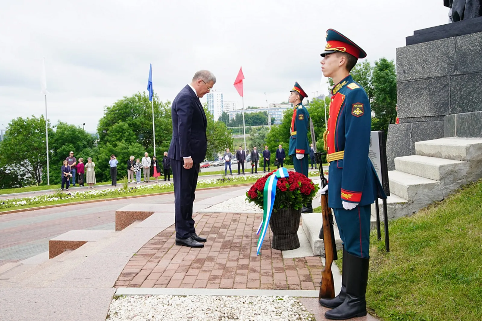 Радий Хабиров принял участие в мероприятиях в честь Дня России и Дня города Уфы
