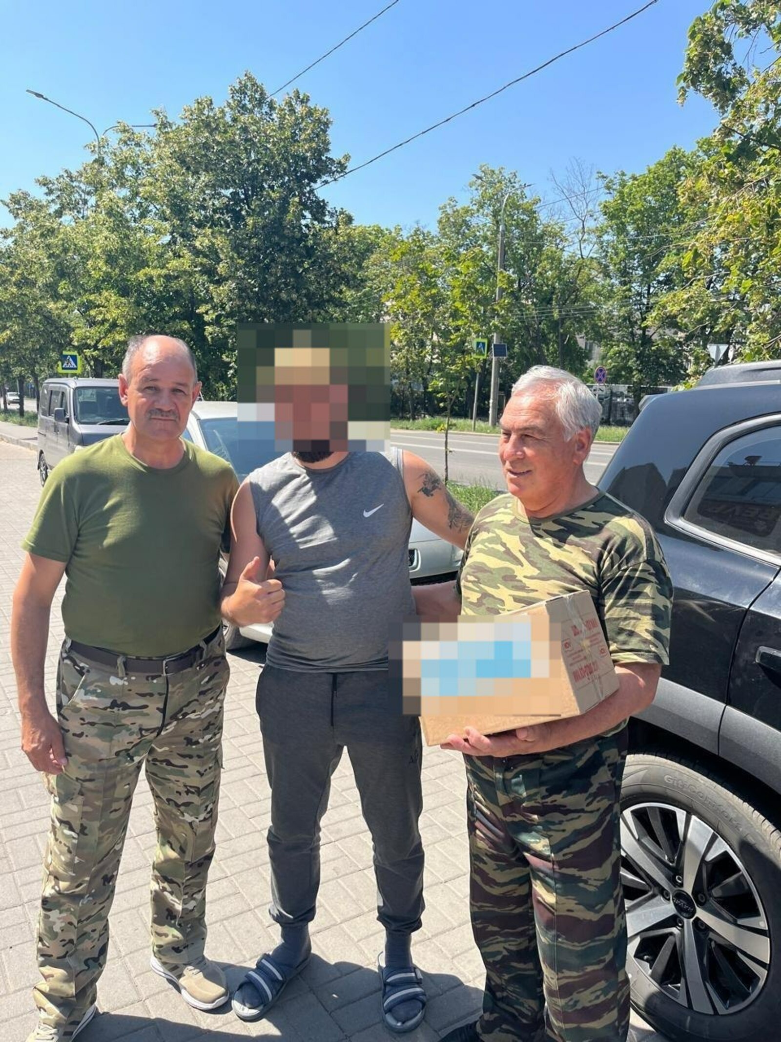 Главы сельсоветов из Башкирии отвезли посылки землякам-бойцам в ДНР