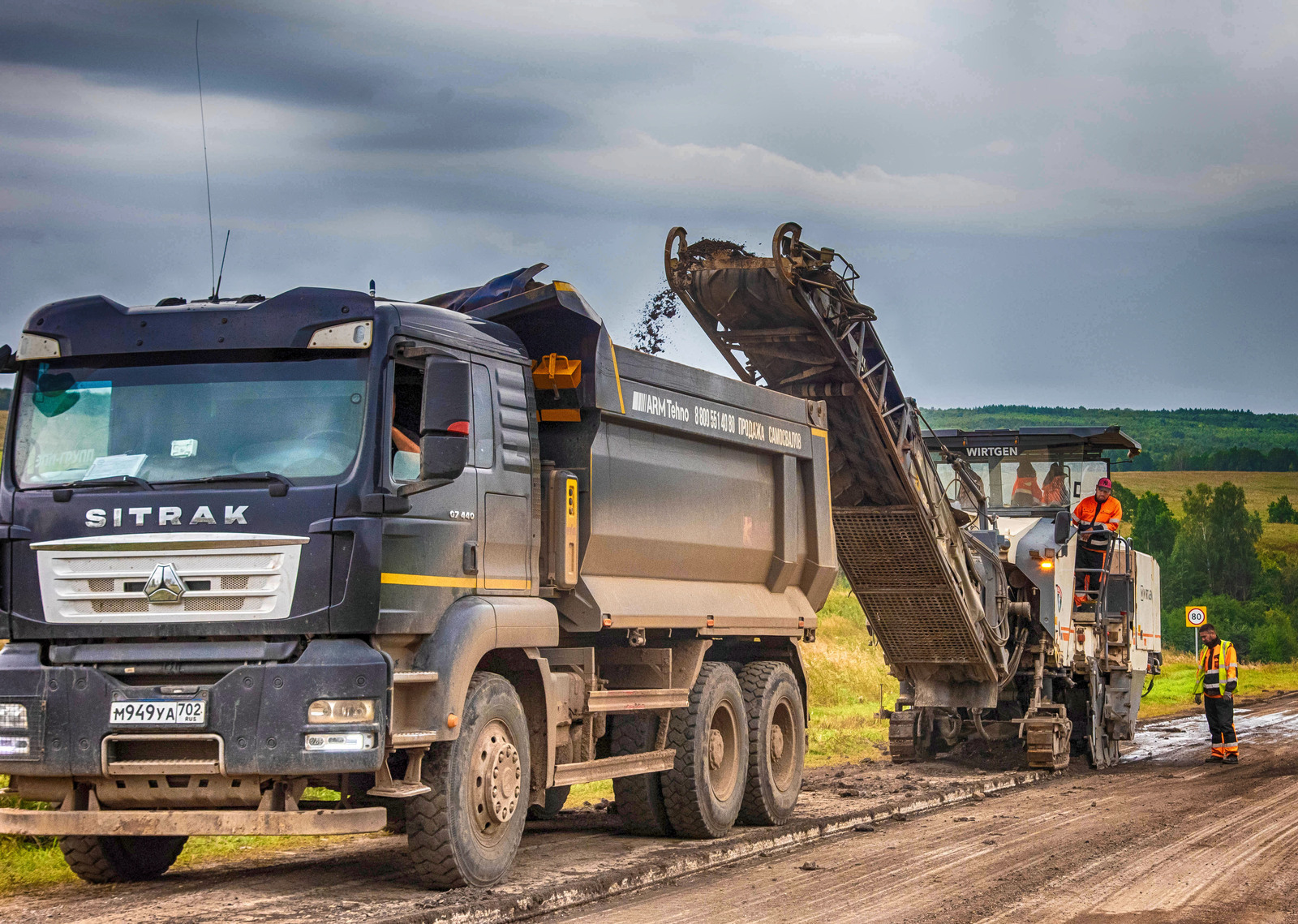В Башкирии продолжается ремонт дороги Шаран — Тюменяк