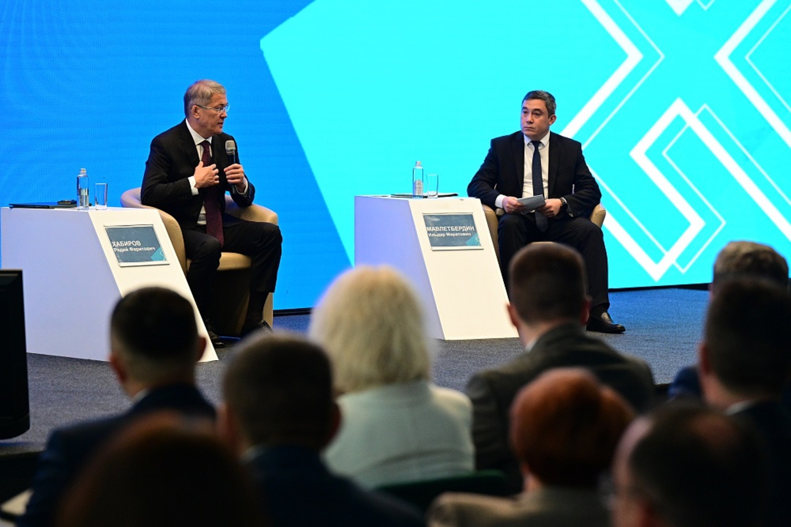 Глава Башкирии провел заседание по среднему профобразованию