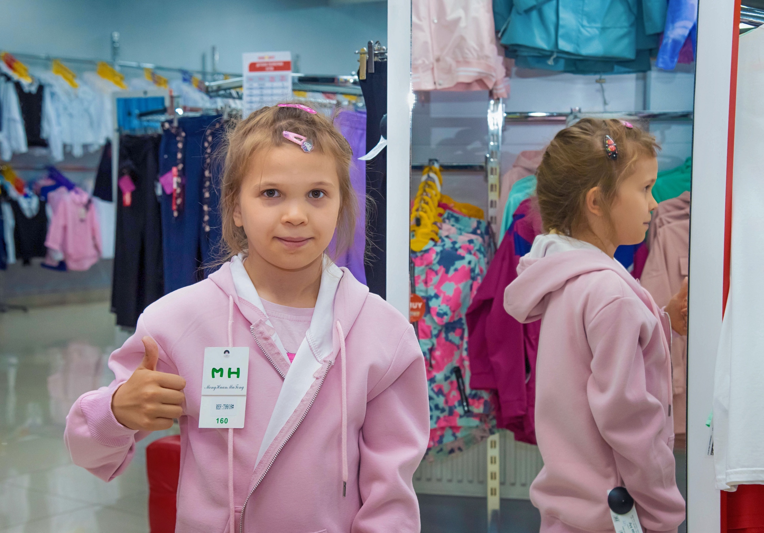 В Туймазах журналисты приняли участие в акции «Собери ребенка в школу»