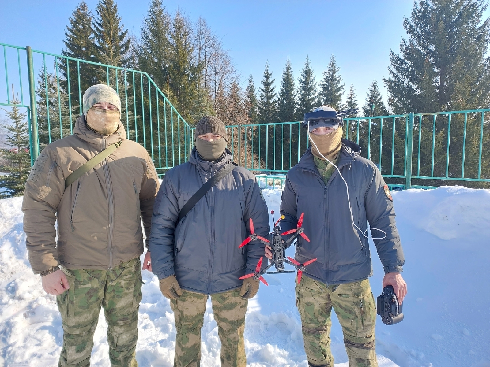 Асы по «птичкам»: бойцы из Башкирии работают с ударными и разведывательными БПЛА