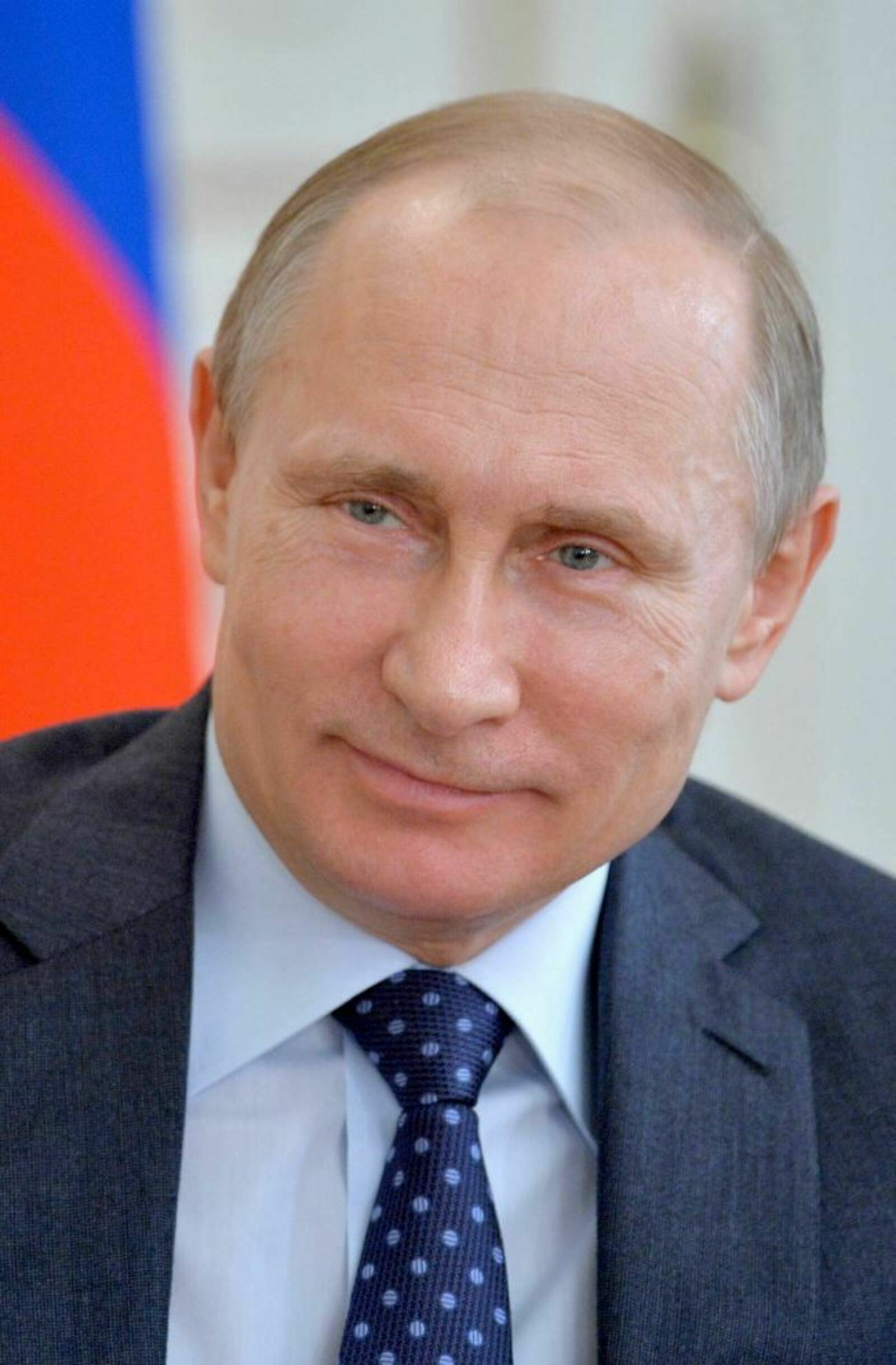 Путин поздравил россиян с Днем знаний