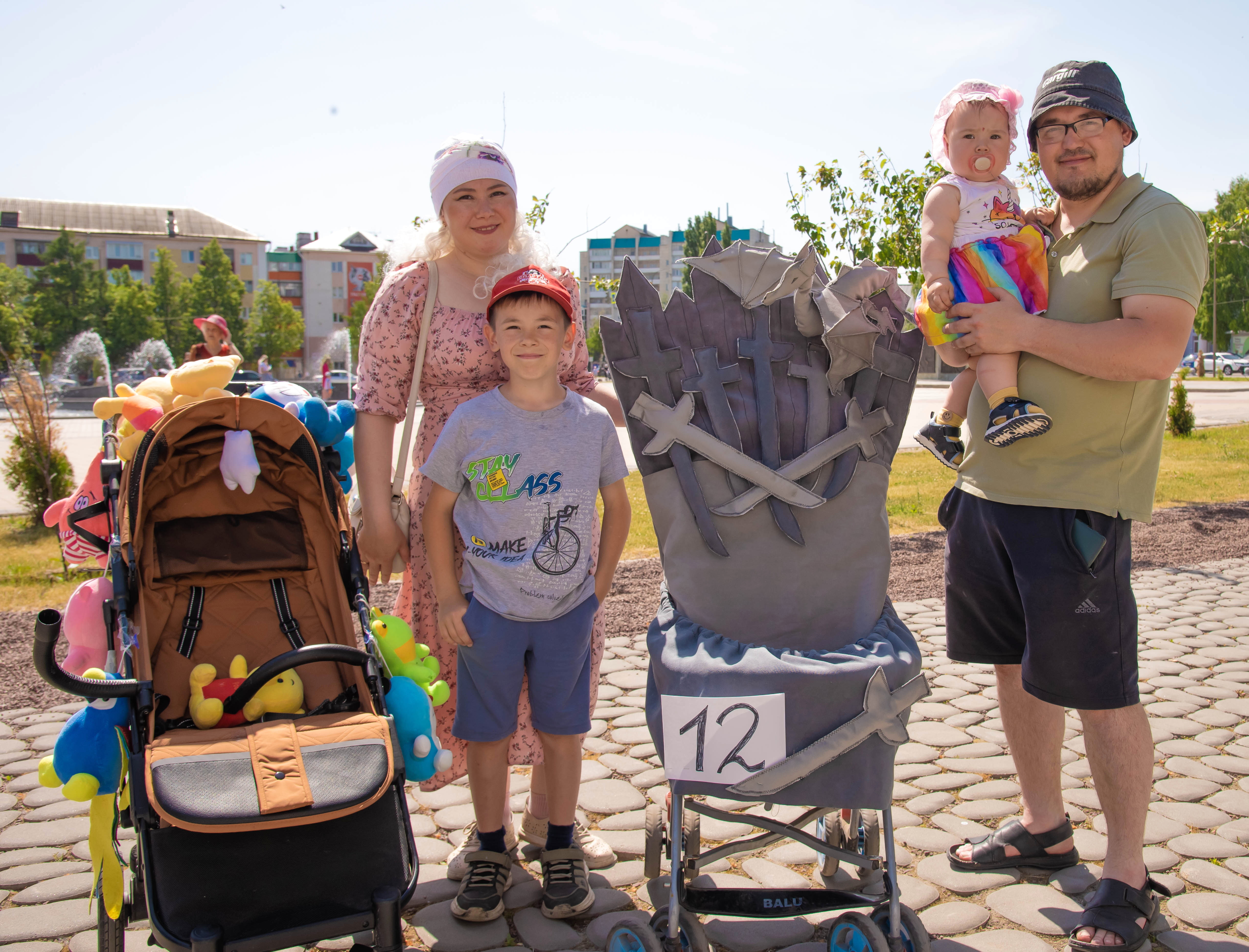 В Туймазах прошел парад колясок