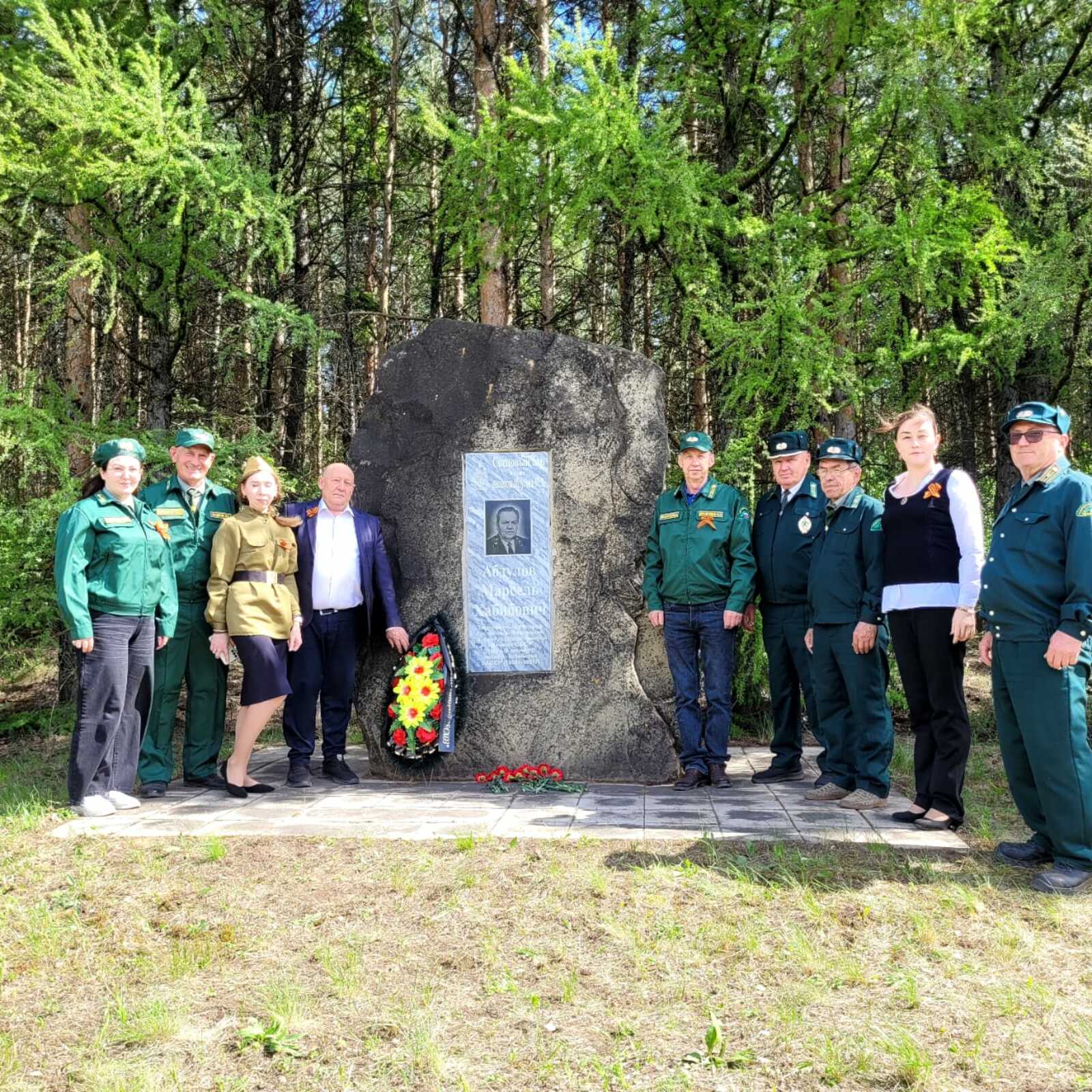В Туймазах почтили память первого министра лесного хозяйства Башкирии