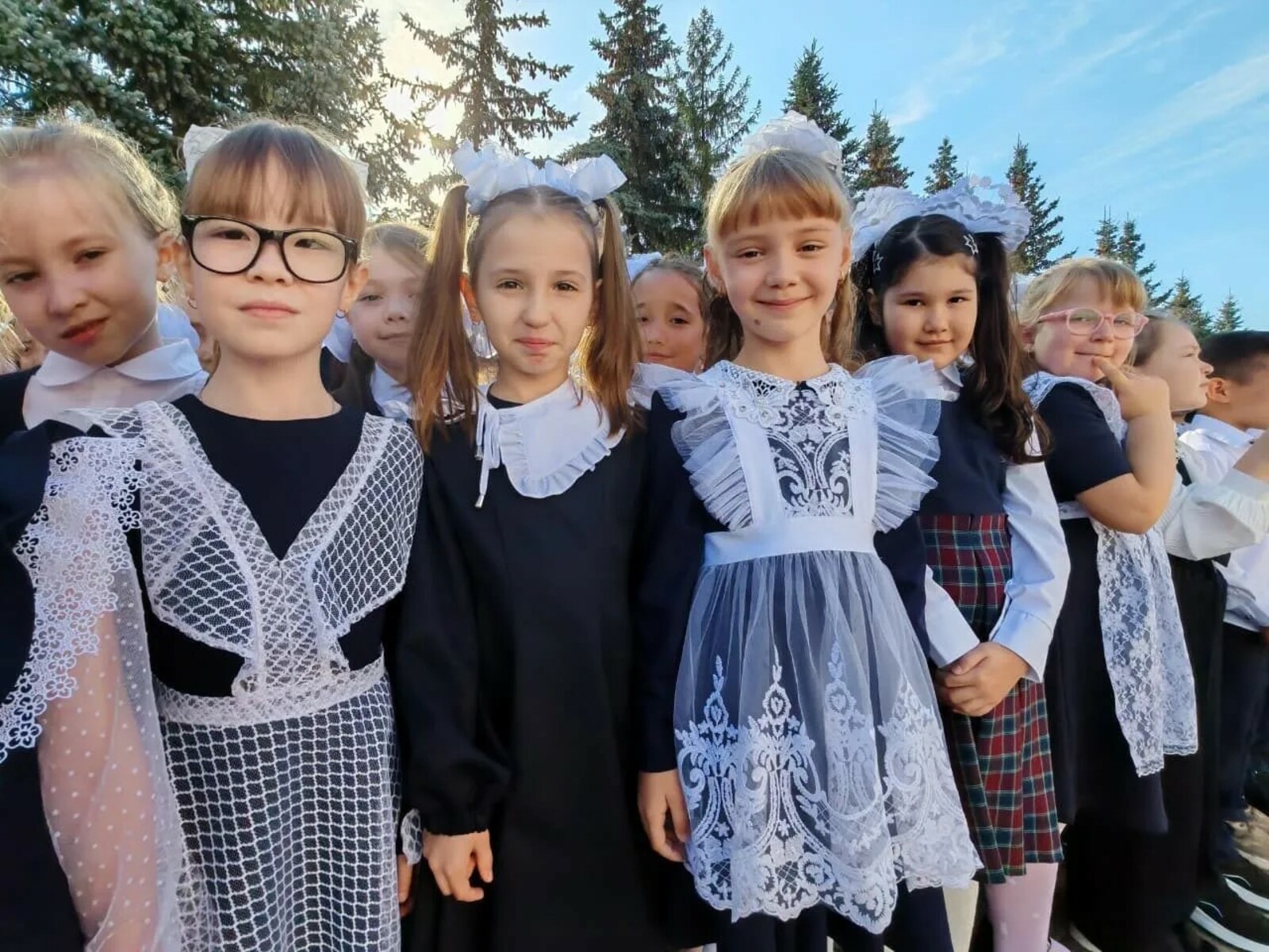 Радий Хабиров поздравил детей с Днем знаний