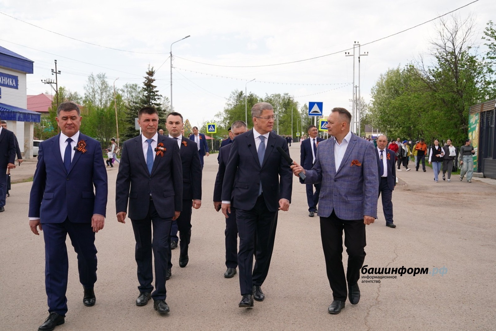 Радий Хабиров озвучил план благоустройства главных площадей райцентров