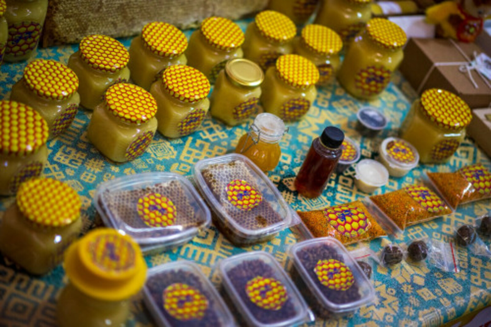 В Башкирии половину всего меда производят пчеловоды 15 районов