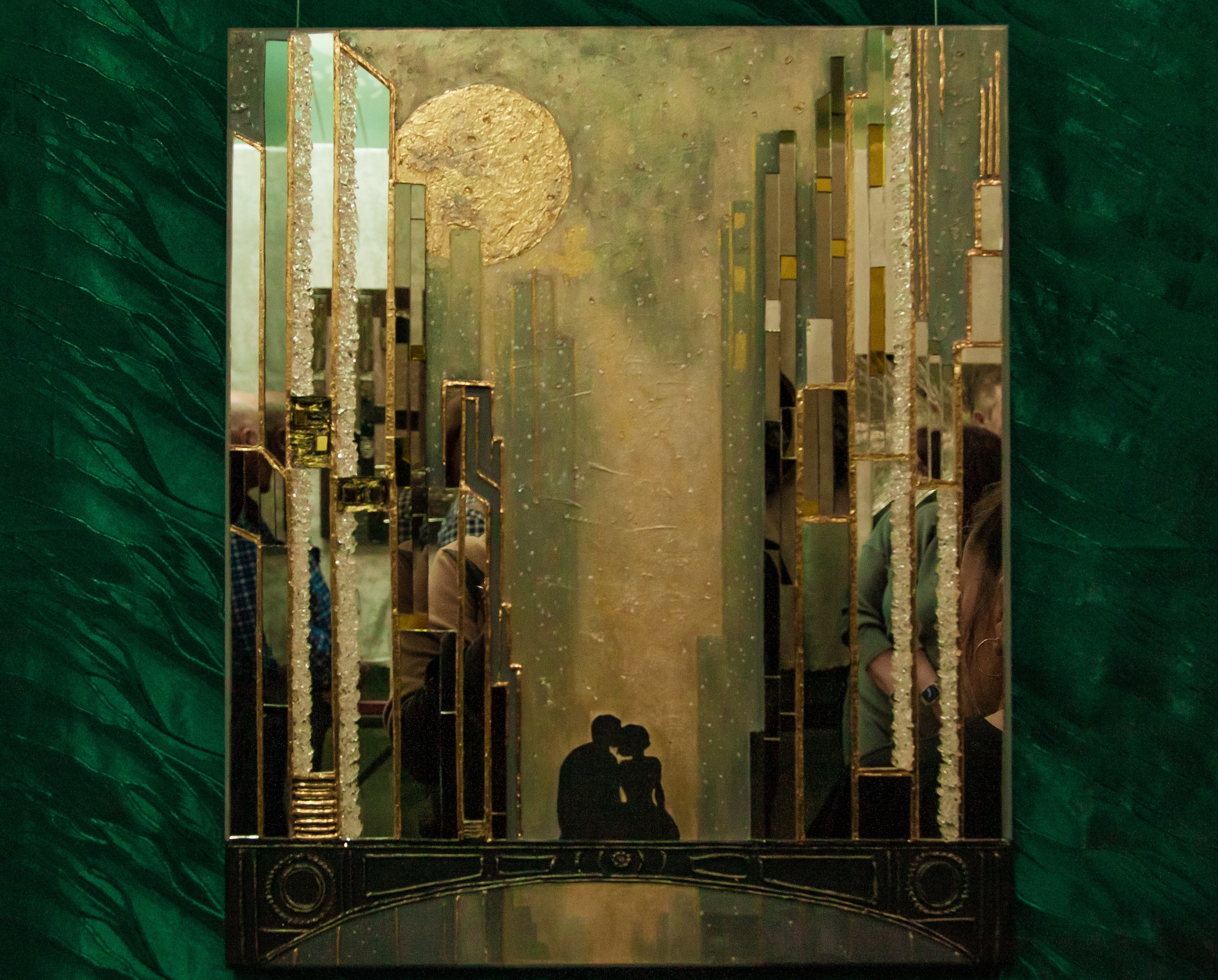 В Туймазах мастерица создает интерьерные картины