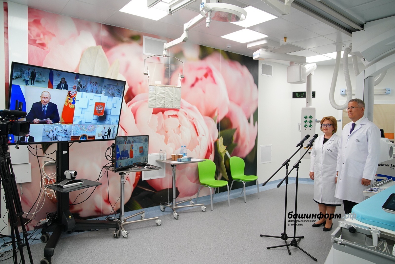 Владимир Путин провел открытие в Уфе хирургического корпуса кардиоцентра