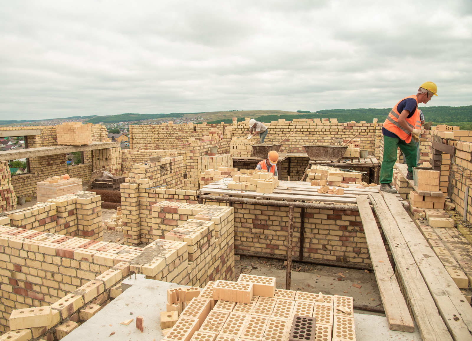 В Туймазах застраивается жилой микрорайон