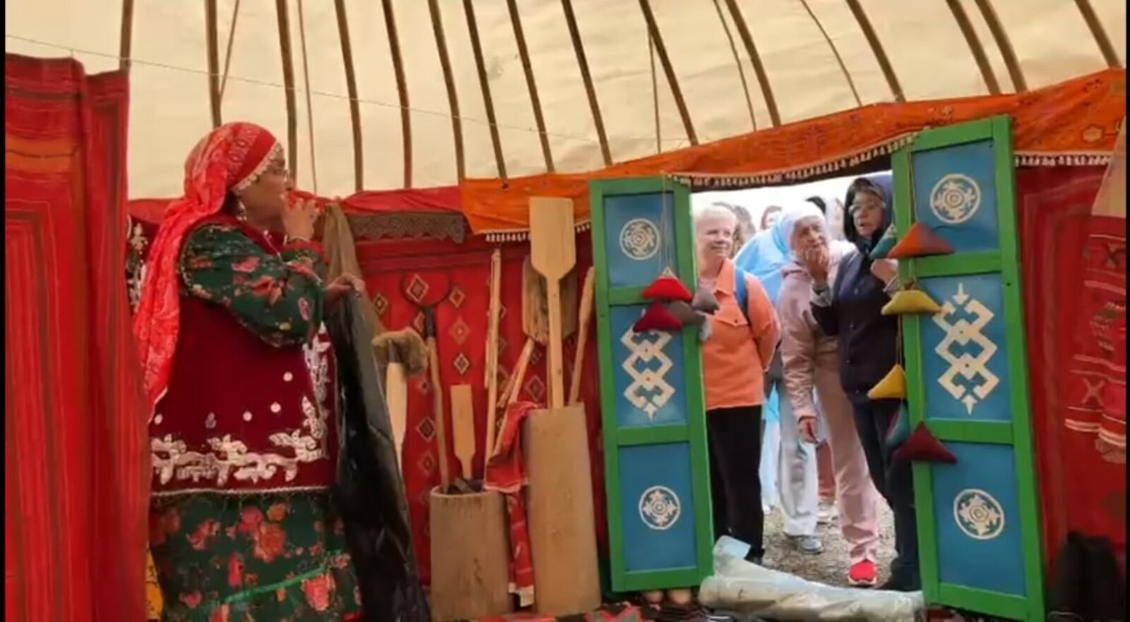 фото предоставлено отделом спорта администрации Туймазинского района Жители Туймазов проводят башкирские национальные игры на всероссийском Сабантуе