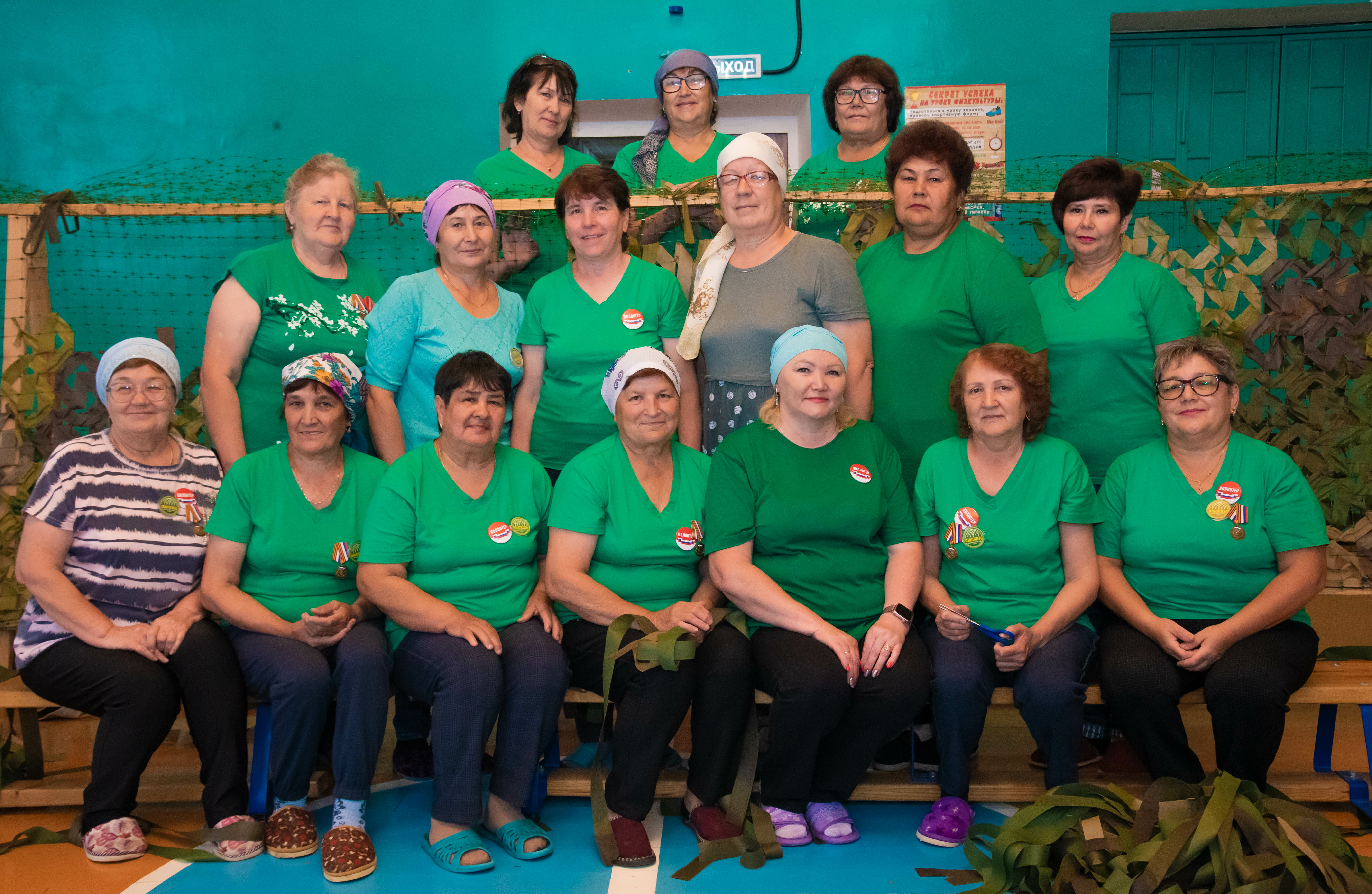 В Башкири волонтеры изготовили 636 маскировочных сетей