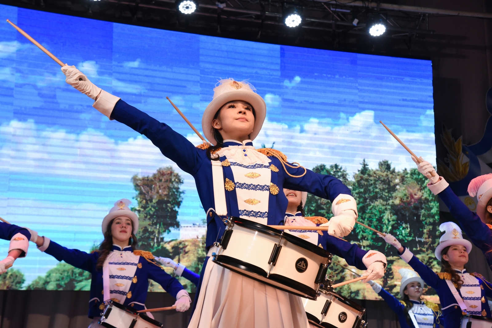 Жителей Туймазов поздравили с Днем защитника Отечества