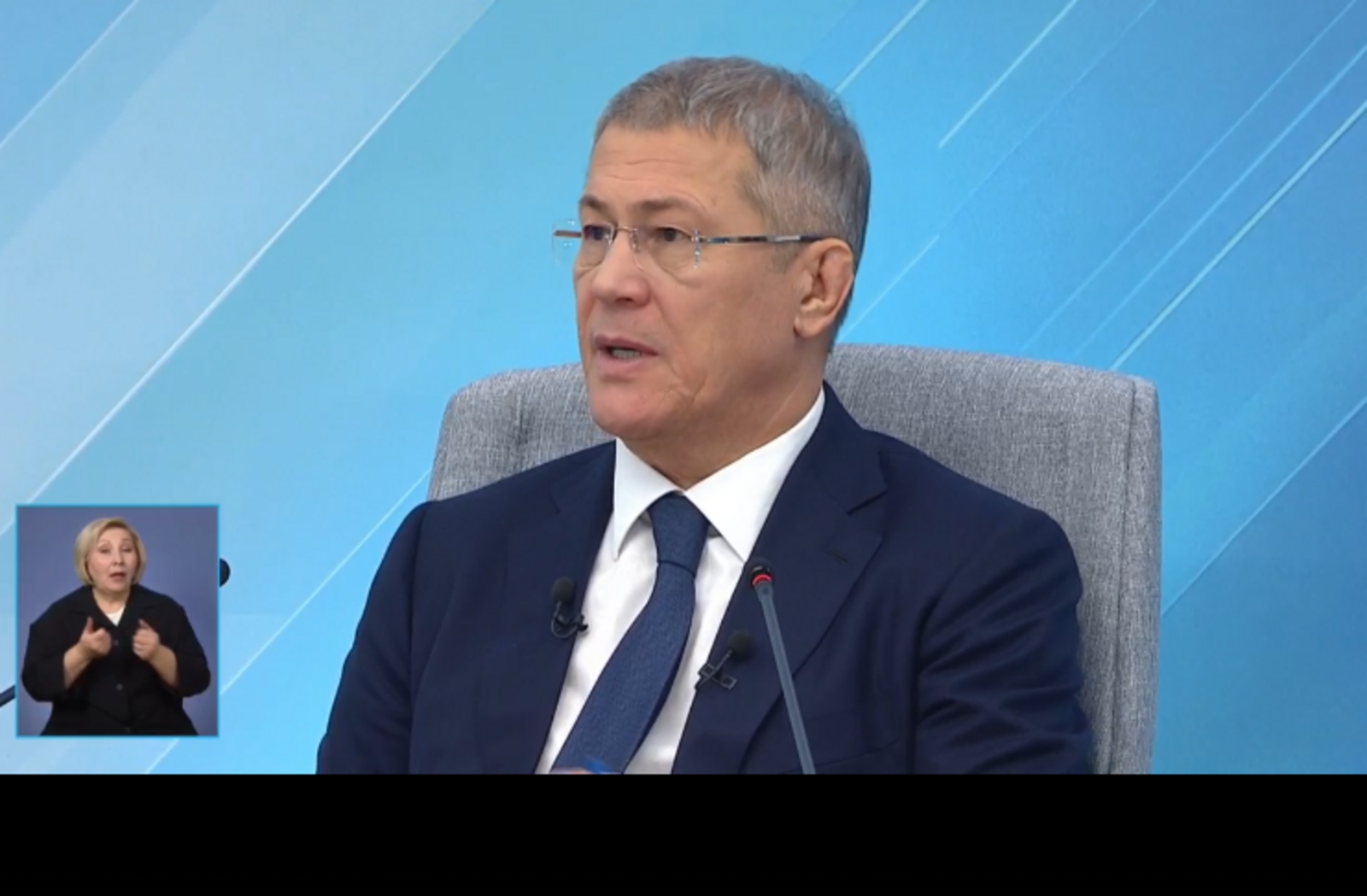 На прямой линии с Радием Хабировым жители Туймазов попросили качественную воду