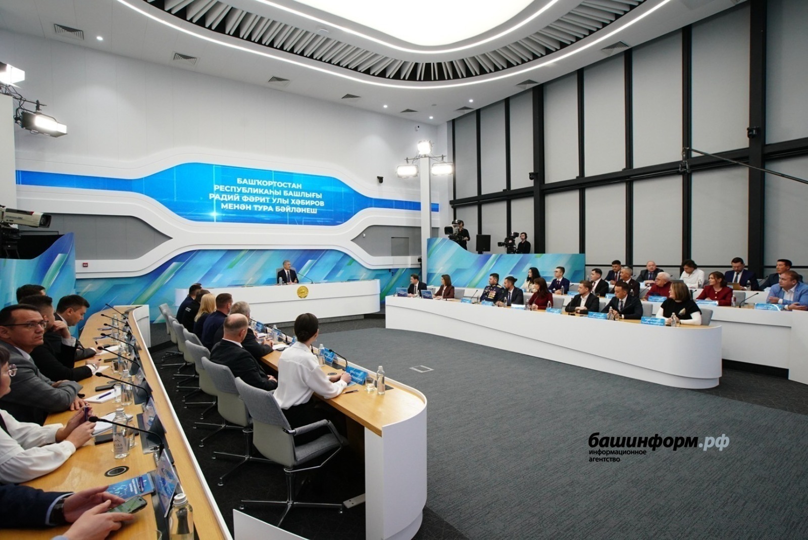 Политологи высказались по поводу Прямой линии главы Башкирии