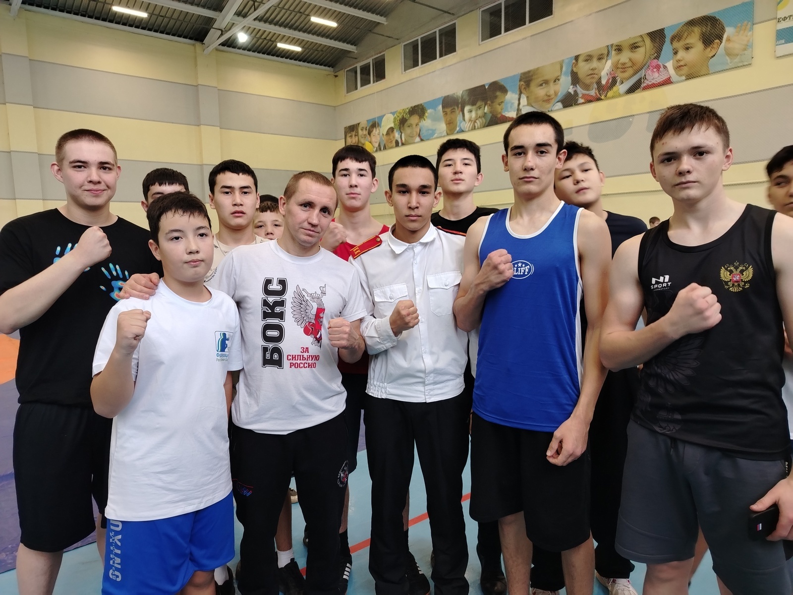 Российские боксеры провели мастер-класс в Баймакском районе