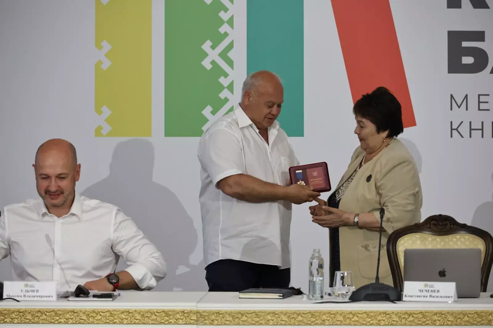 На книжной ярмарке «Китап-Байрам» в Уфе наградили книгоиздателей