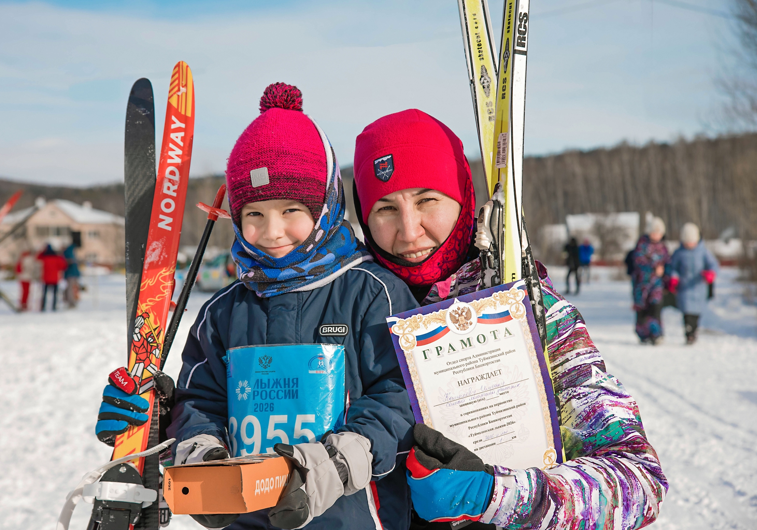 В Туймазах на «Лыжню России» вышли около тысячи любителей зимнего вида спорта