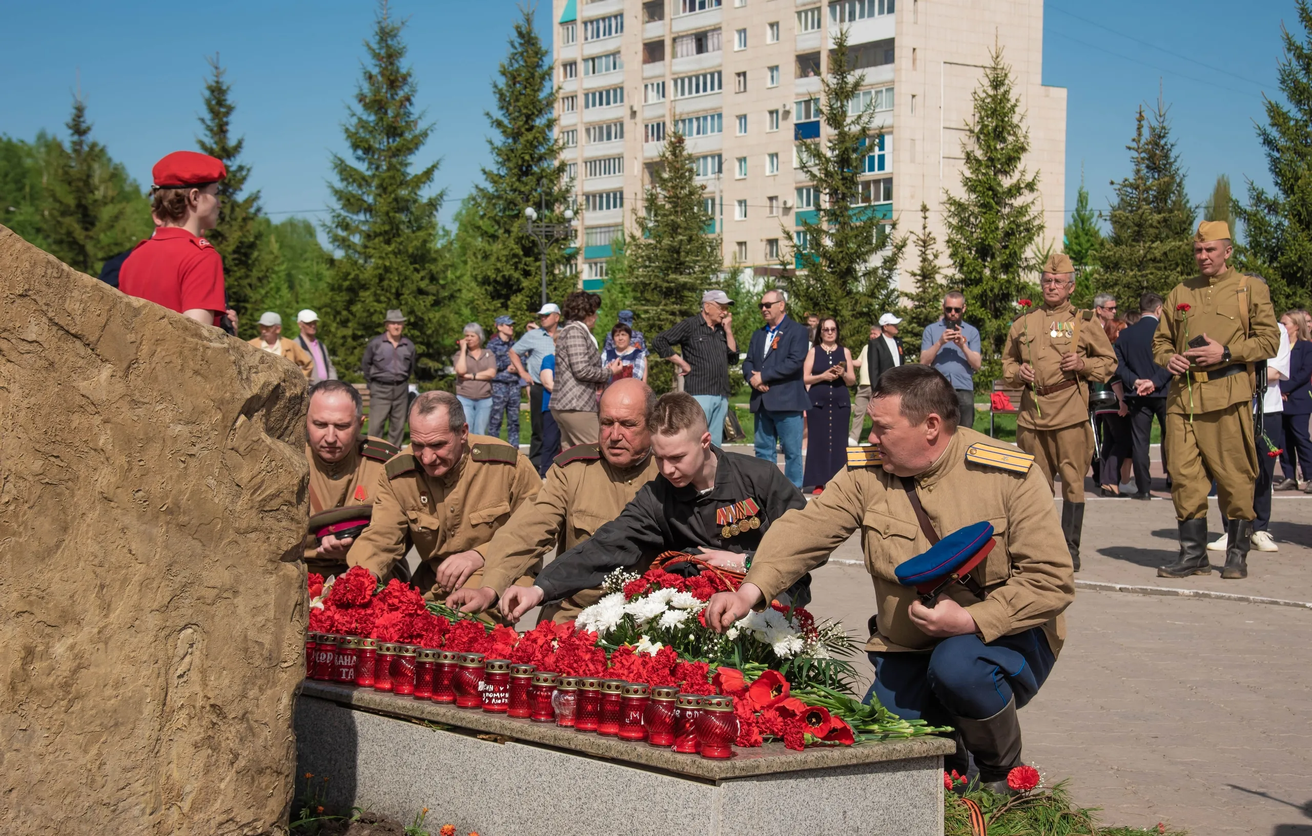 Жители Туймазов празднуют День Победы