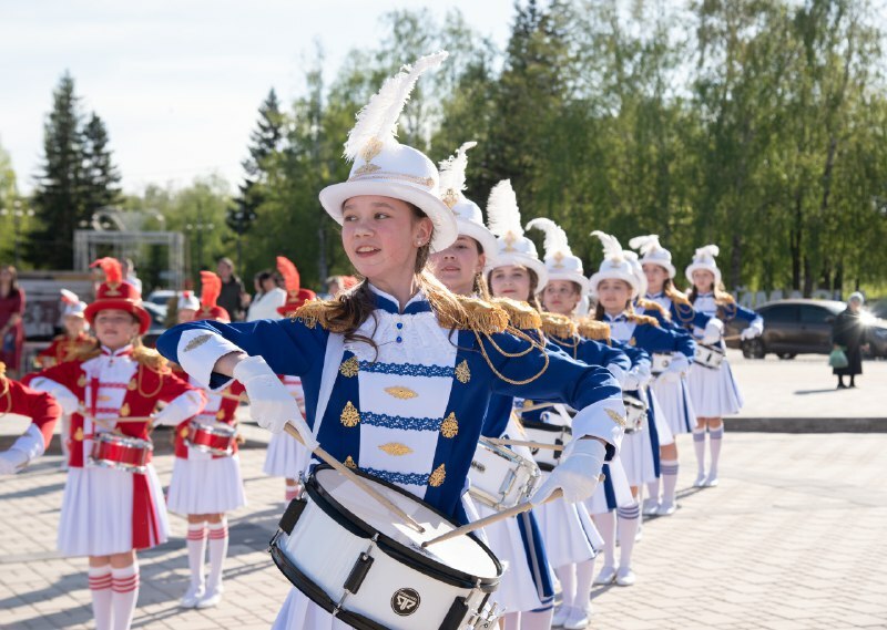 В Туймазах молодежь приняла участие во Всероссийской акции «Вальс Победы»