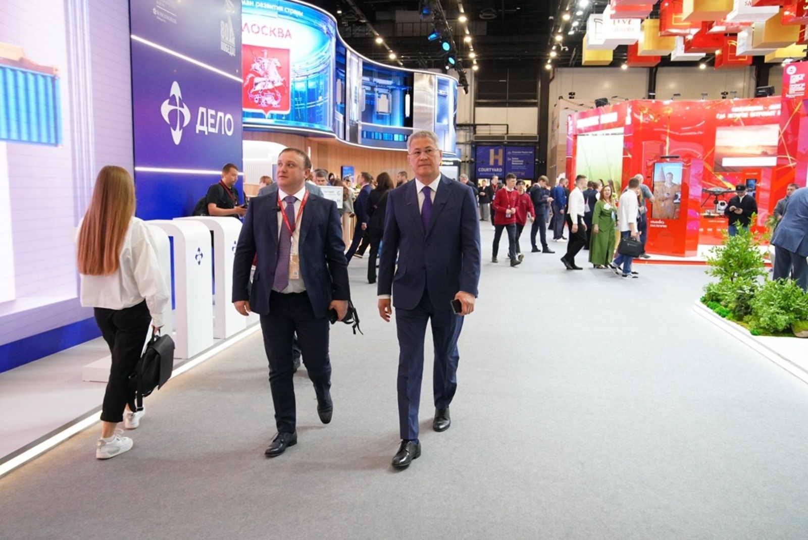 Глава Башкирии возглавил делегацию на Питерском экономическом форуме