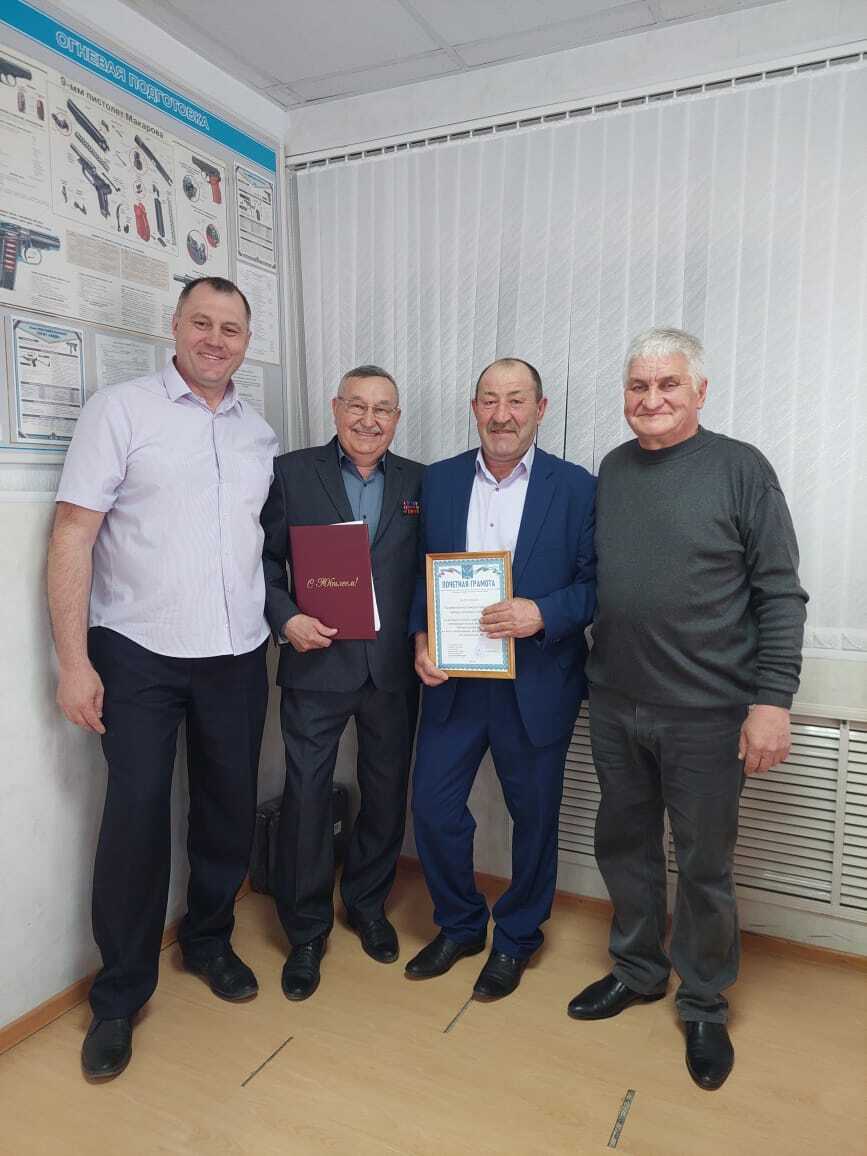 В Туймазах поздравили ветеранов МВД в их профессиональный праздник