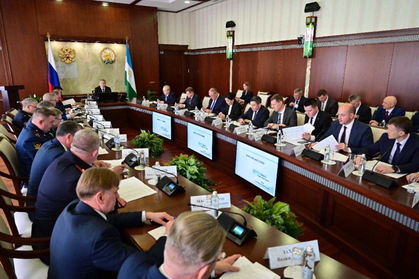 Глава Башкирии провел заседание антитеррористической комиссии региона