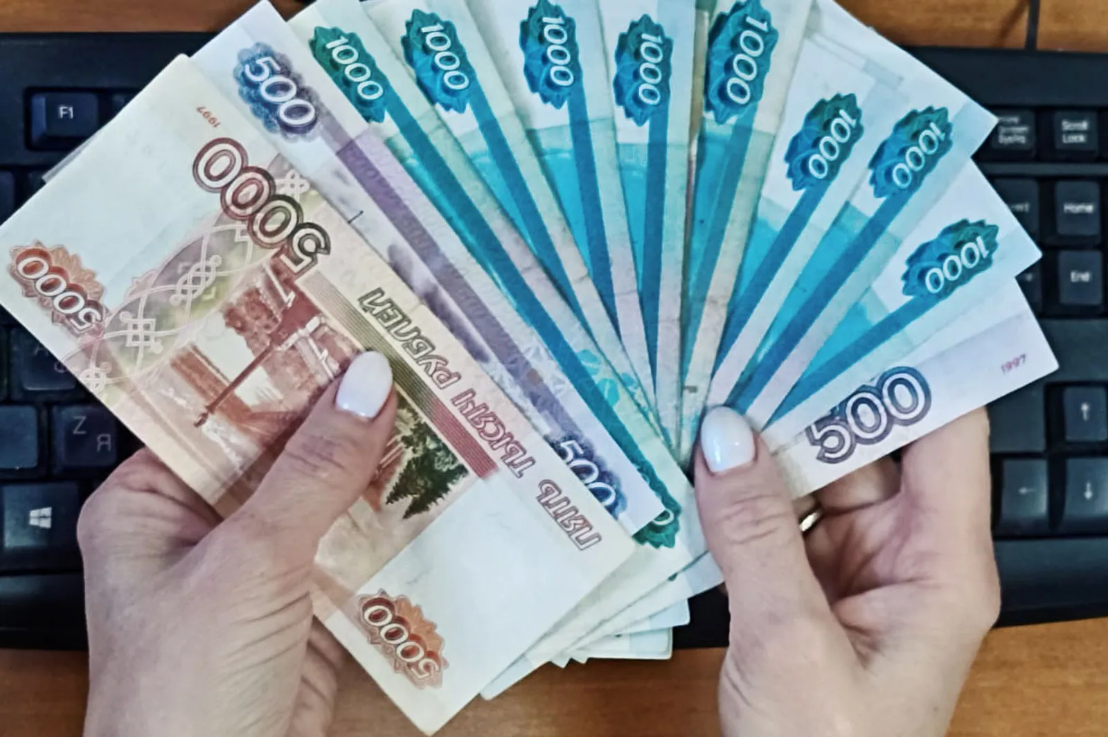 В Башкирии вдова участника СВО отдала мошенникам 16 миллионов рублей