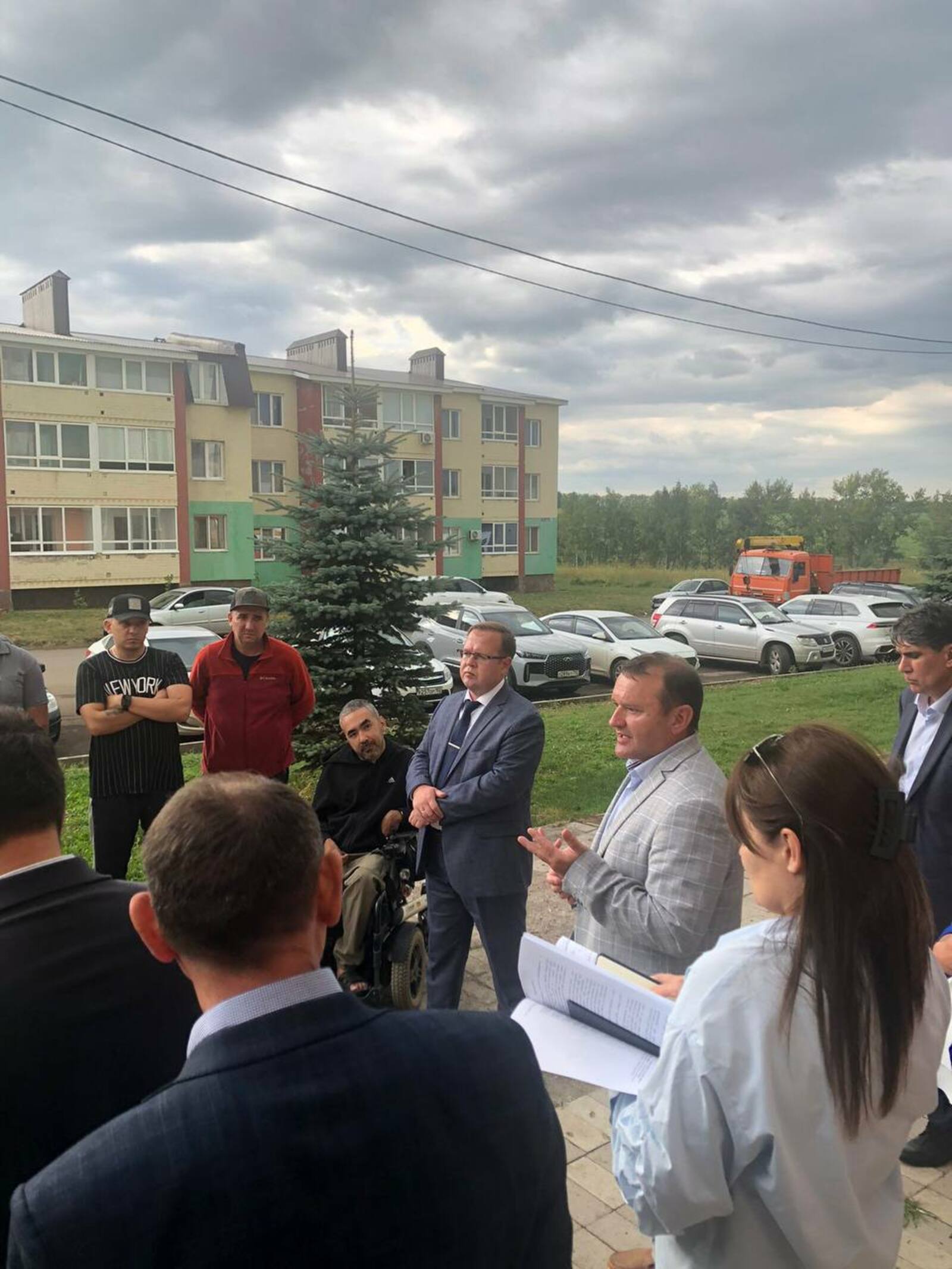 В Туймазах жители Чулпан-2 встретились с руководством района и города