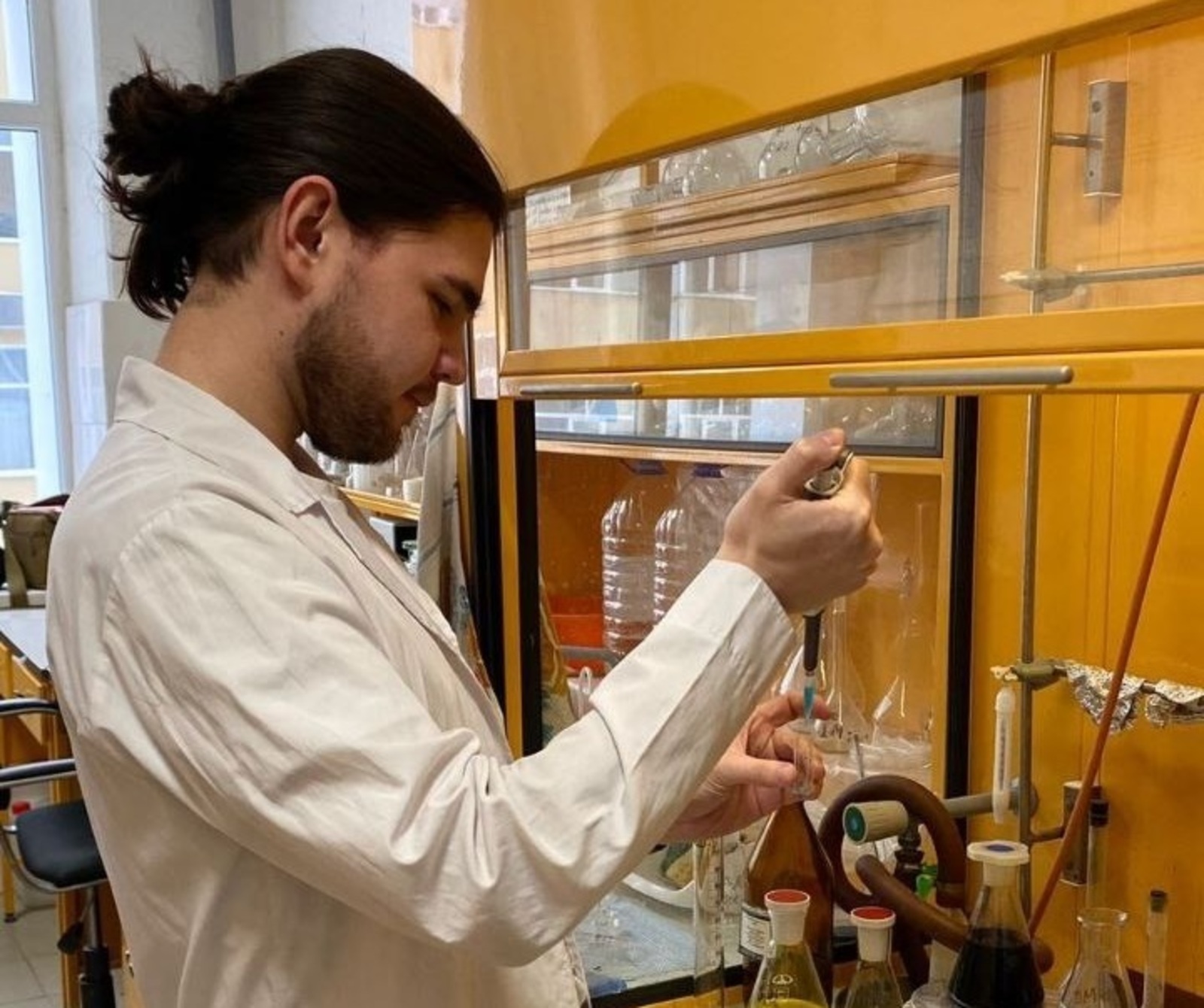 Резидент кампуса выиграл субсидию на развитие химического образования