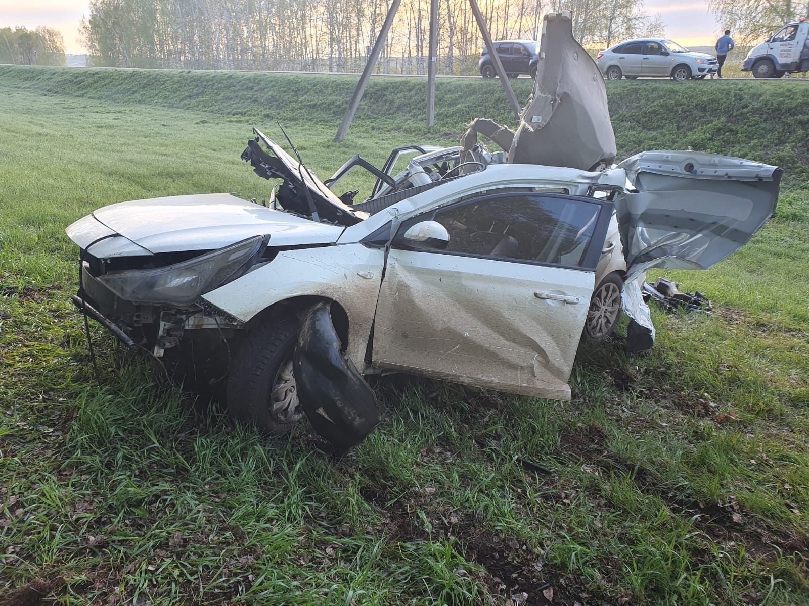 В Туймазах в ДТП машина превратилась в груду металлолома, водитель погиб