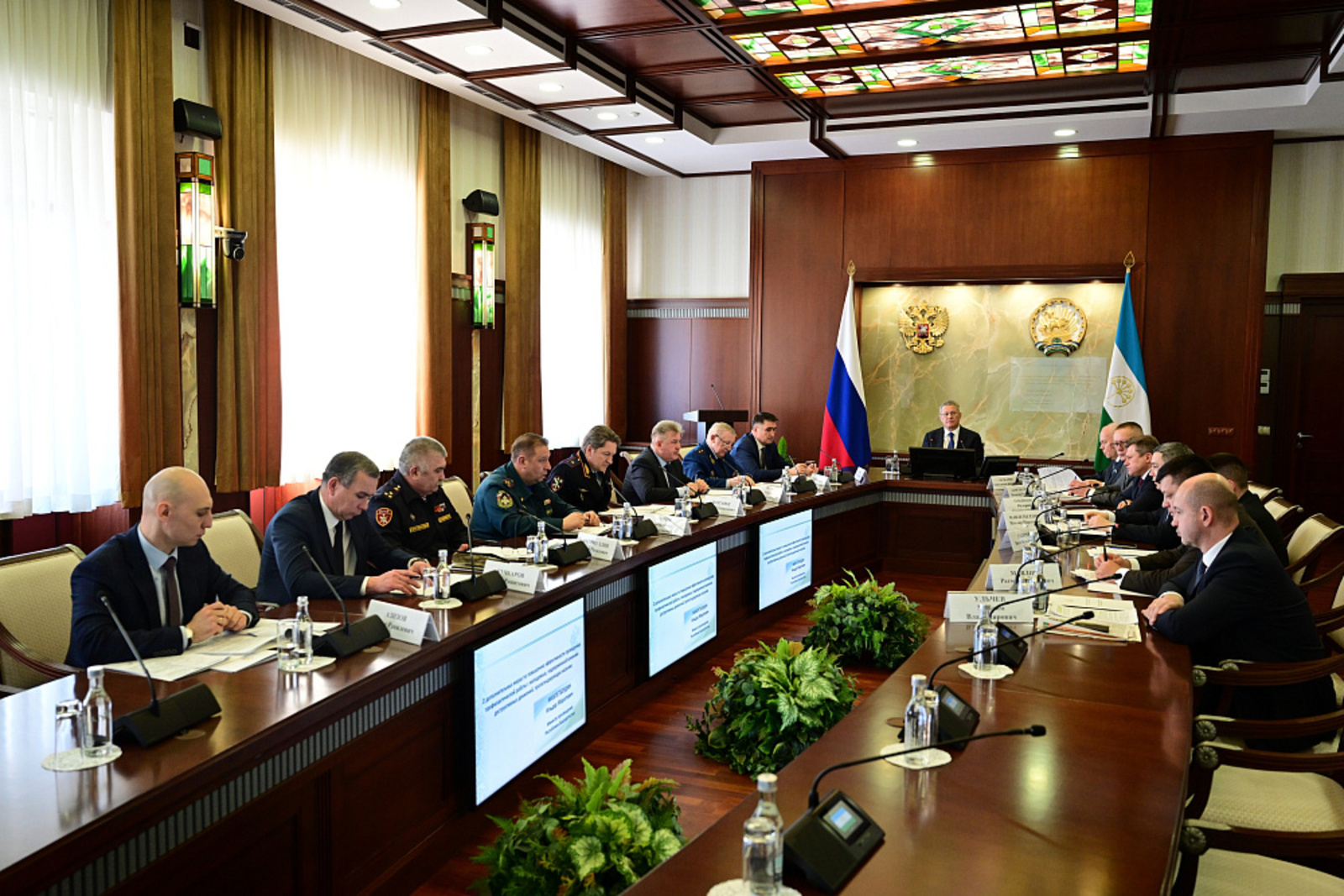 Глава Башкирии провел заседание антитеррористической комиссии региона