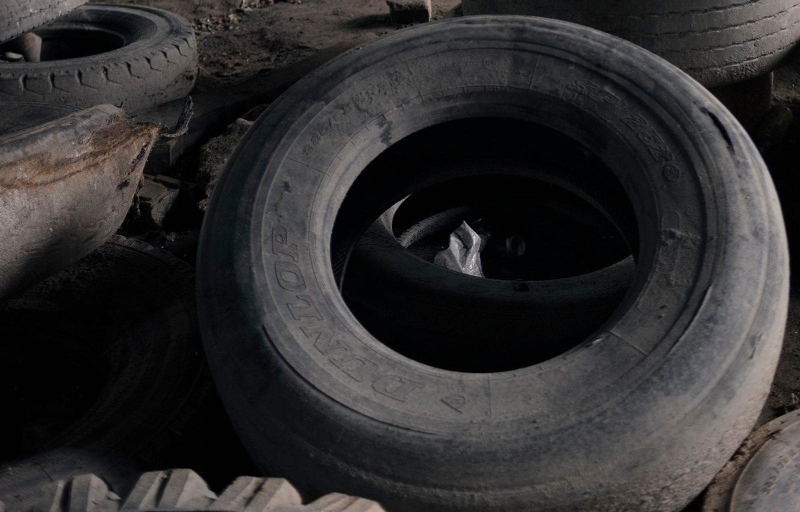 Жителям Туймазов сообщили, куда утилизировать старые автопокрышки