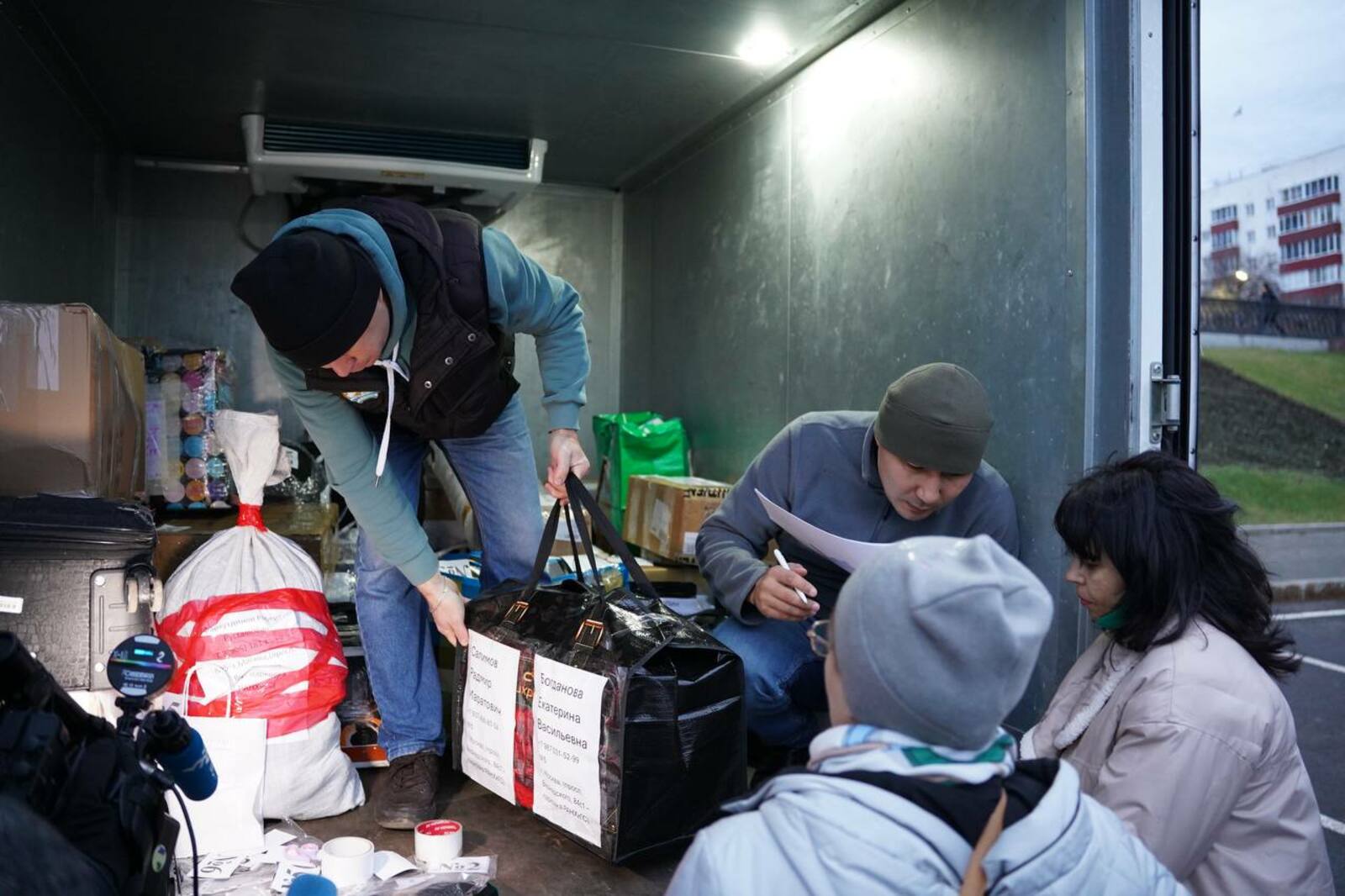 Студентам из Башкирии в Москву привезут посылки от родных