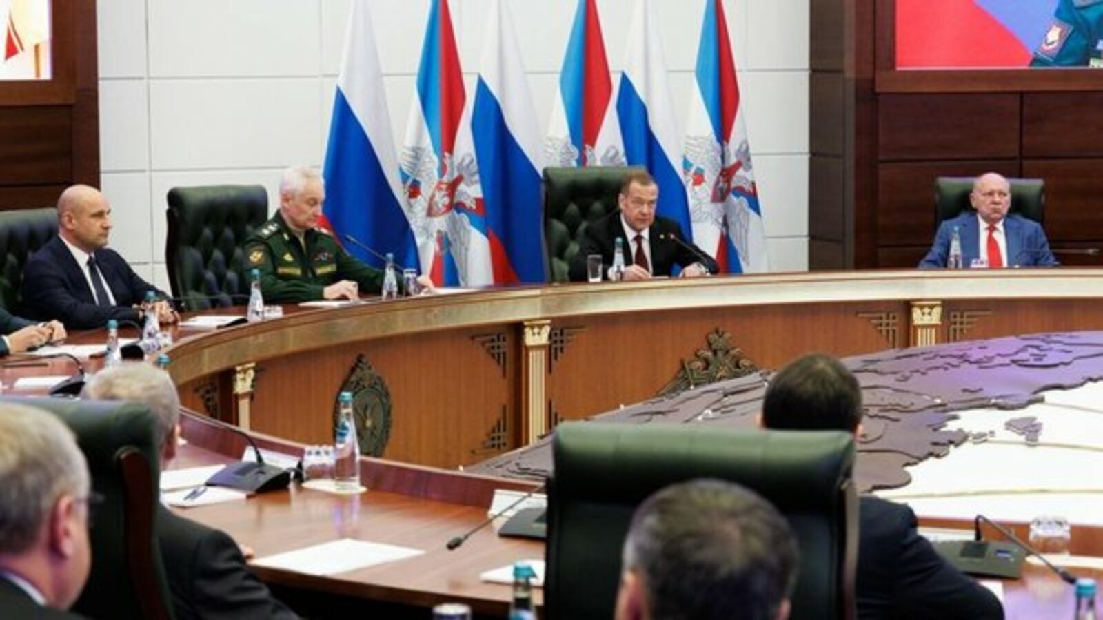 Глава Башкирии участвовал в заседании межведомственной комиссии Совбеза России