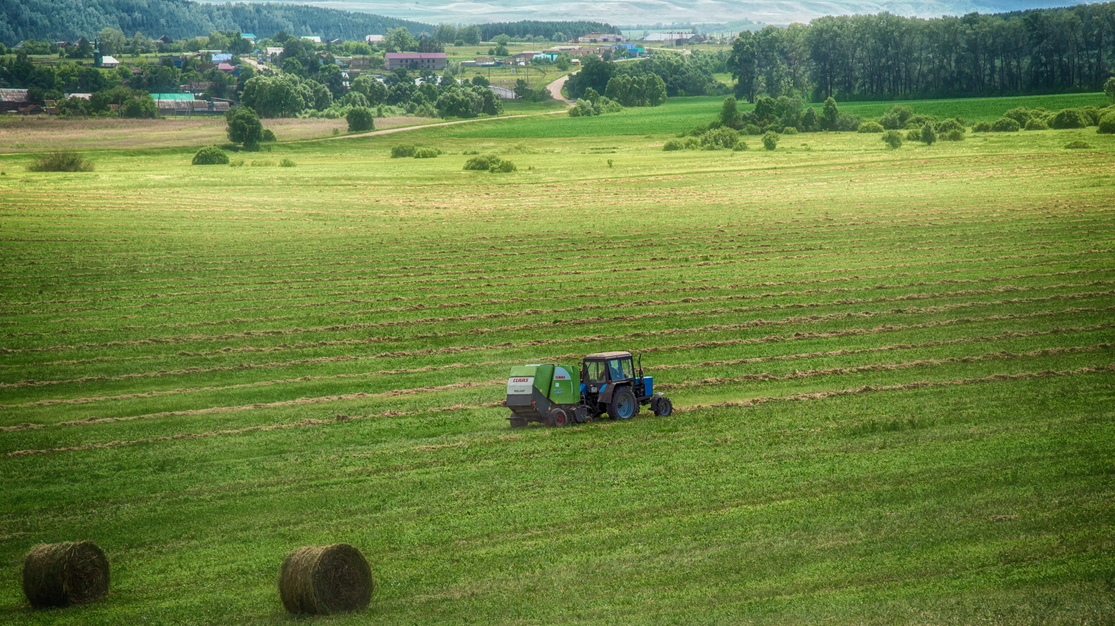 В хозяйствах Туймазинского района идут работы по заготовке кормов