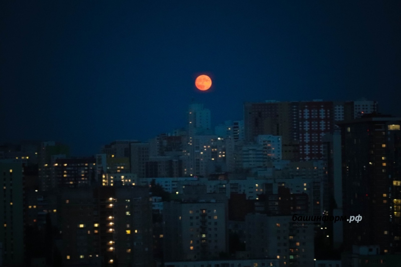 Жители Башкирии смогут полюбоваться «Оленьей Луной»