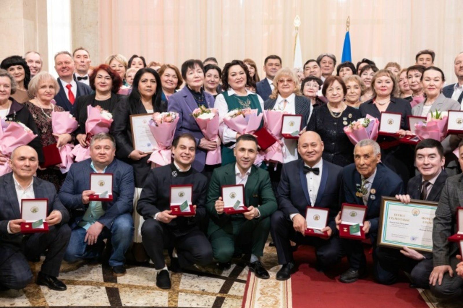 Туймазинцам вручили государственные награды